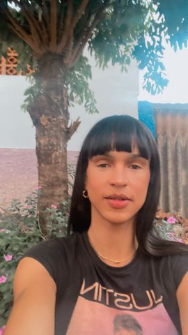Transexs versátil .me chama real ou virtual.