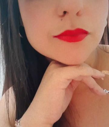 Ola meus amores, me chamo Melissa, tenho 25 anos, sou branquinha, tenho um belo rosto e lindo corpo.
Sou muito carinhosa, vocês vão adorar me conhecer.
Meu atendimento é sem pressa, sem frescuras.
Faço um oral bem babadinho e gostoso, deixo você louco de tesão, pelo qual vc vai se apaixonar. Venha me conhecer, aqui o prazer é garantido., dona de curvas que te farão perder o juízo e pedir bis. Dona de um corpo totalmente natural,  para homens de bom gosto.
Se procuram curtir momentos maravilhosos em ótima companhia, com muito prazer e o melhor sexo da sua vida, sou a mulher que procuram!
Minha única restrição é que não faço anal.

Atendo em meu local...

Venham marcar seu horário comigo para desfrutarmos de tudo juntos.


Horário de atendimento das 11:00 às 20:00 horas de Segunda à Sábado.