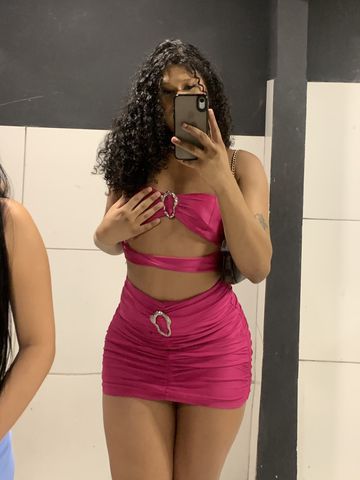 Oi nenens !!
me chamo angel sou essa linda morena cacheada e cheirosa que vc procura . Sempre educada e safada 😈😅
tenho conteúdos bem satisfatórios e exclusivos
tudo sem frescura!! Sou oque vc quiser que eu seja 😌
vem se divertir comigo nenem !