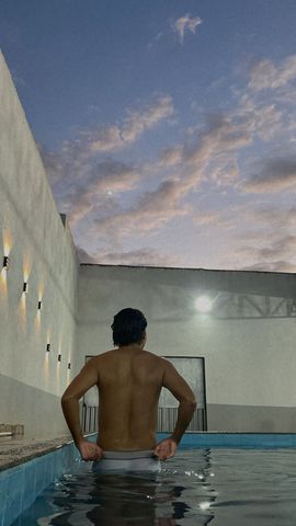Olá me chamo Thiago, tenho 19 anos corpo e rosto natural.

Sou um acompanhante altamente educado e discreto.

Curto um conjunto completo, envolvendo química,toques e beijos. Tudo depende da sua Higiene.

No sexo curto ser mais ivo, posso fazer te proporcionar desde algo mais
romântico com muitos beijos e toques, até
uma experiência mais selvagem, dois lados.
Tenho local mas posso ir até você com as despesas de locomoção pagas pelo cliente.


Peço que marquem com antecedência,e que sejam bem diretos.

Aguardo teu contato 🥰